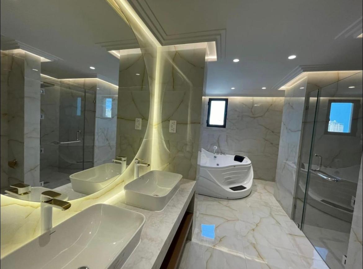 Belarus Apartment Nairobi Bagian luar foto